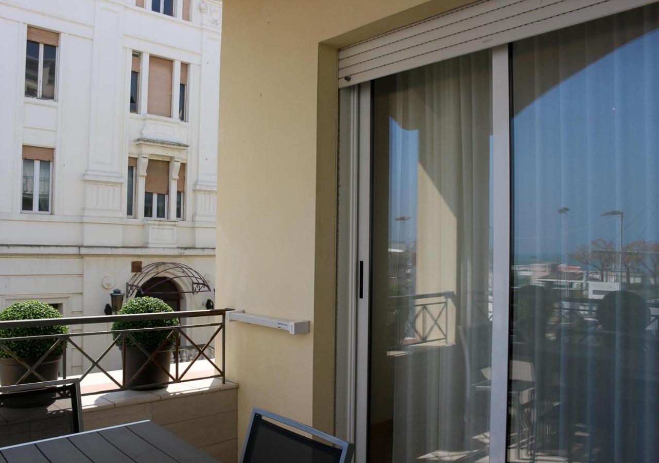 Bmp Apartment Atmosphere 2 Centrale, Vista Mare, Parcheggio 里乔内 外观 照片